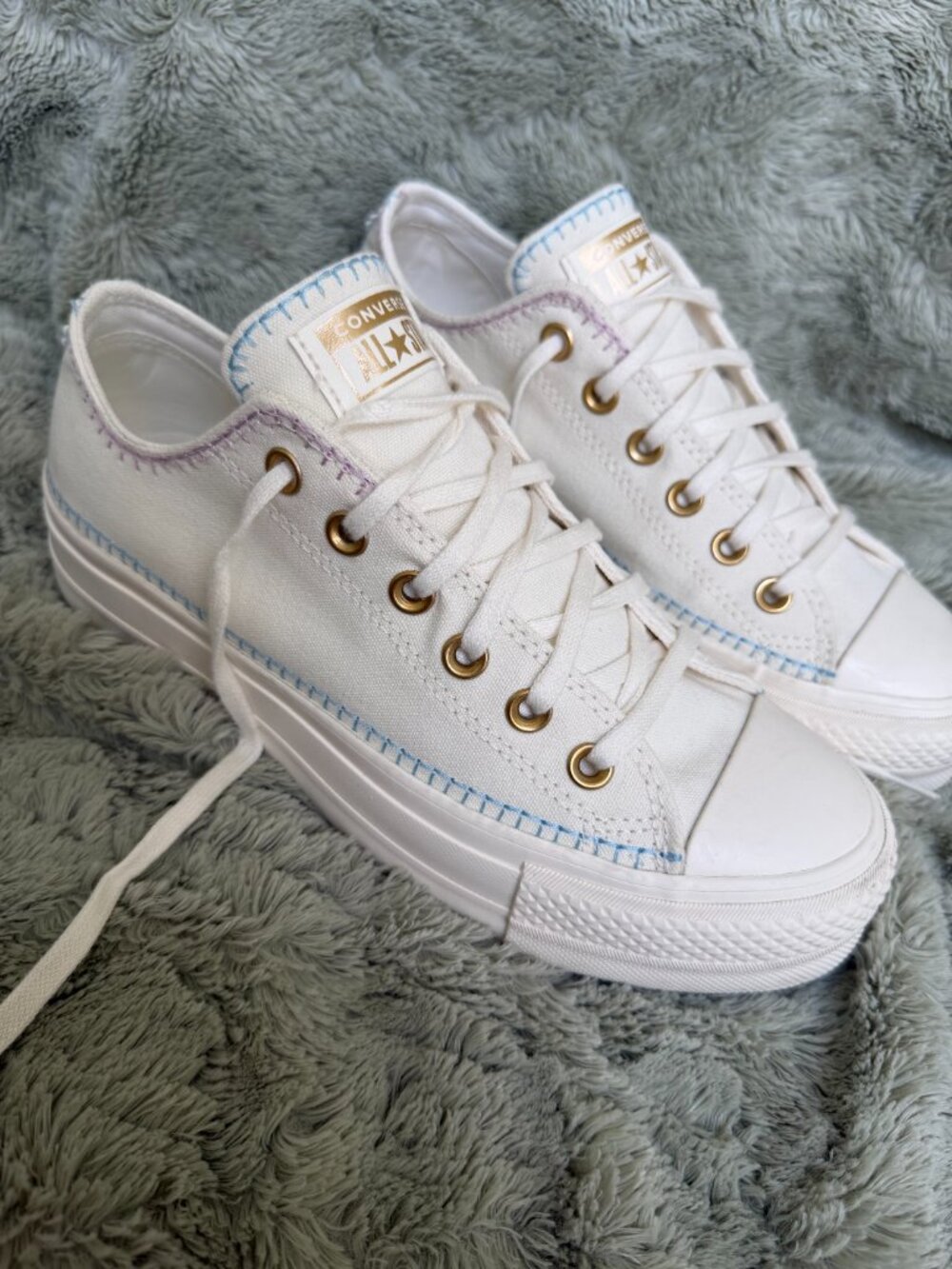 Converse All Star Platform Low Tops | Flower & Pastel Details  | Women's 8
